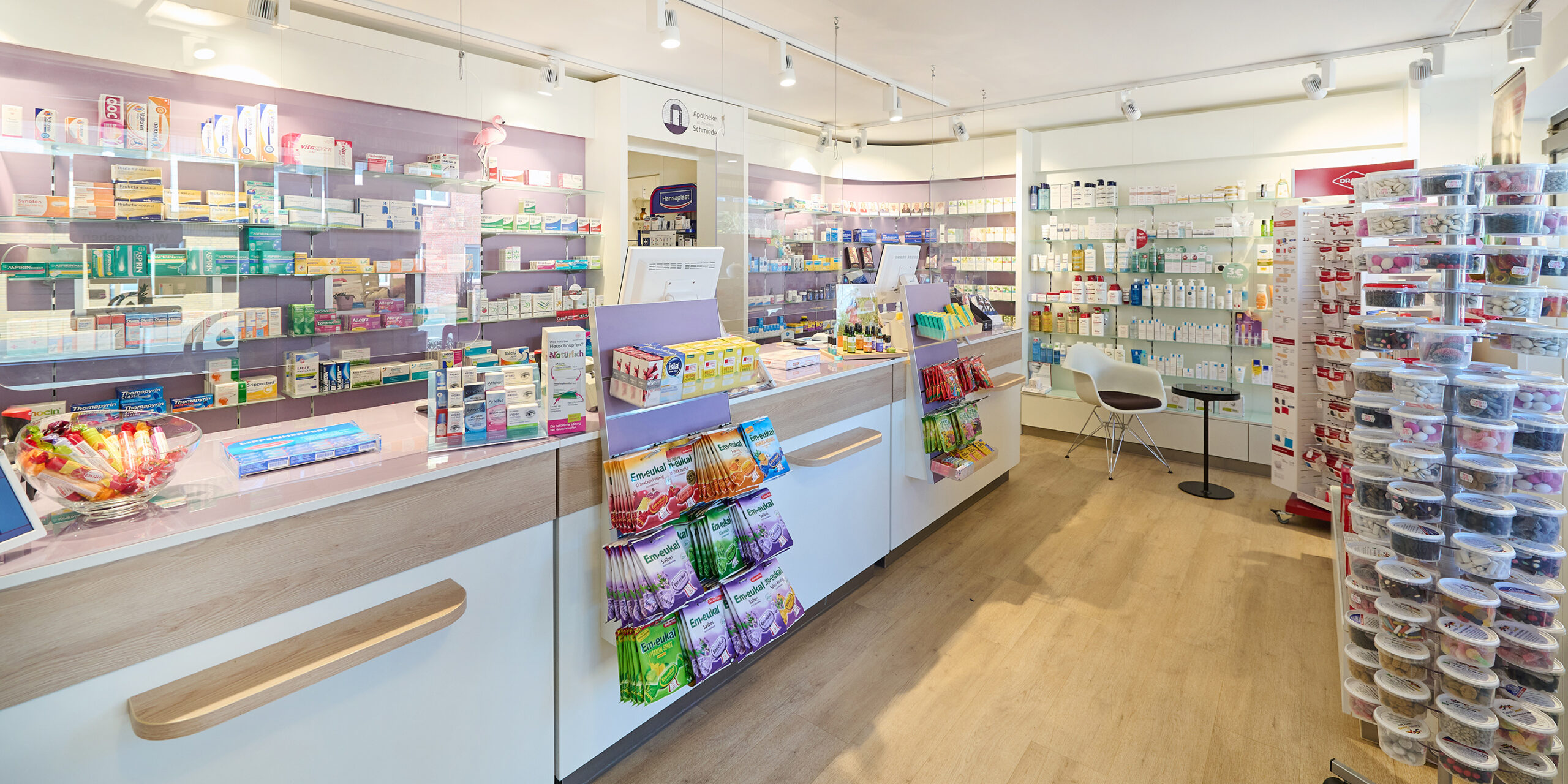 Apotheke innen 1